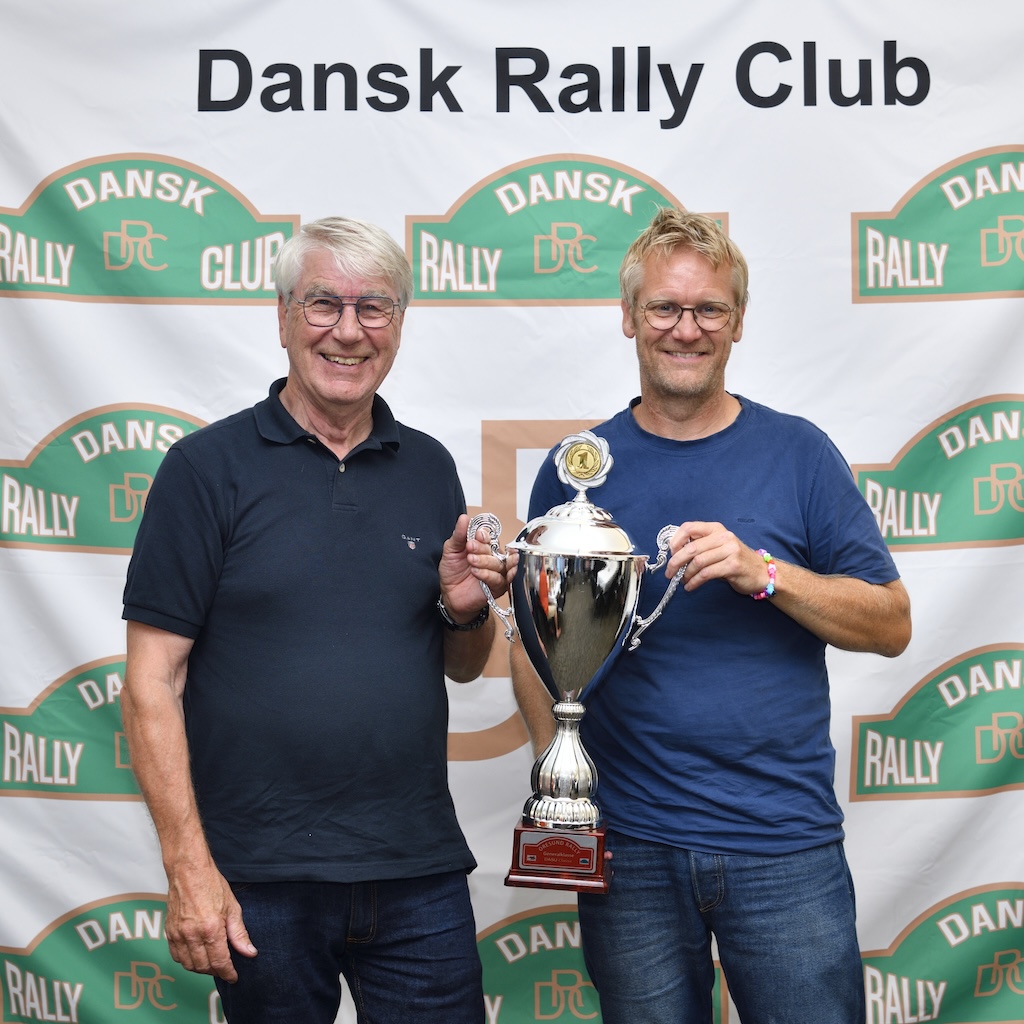 Monte-Carlo eller Sorø: Kenneth Kruse Simonsen og Otto Kristensen rydder præmiebordet, hvor de end stiller op.
(Foto: Michael Eisenberg)